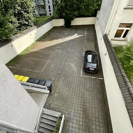 Lägenhet Citynahe Ueber 2 Ebenen Mit 2 Balkonen Fuer 1-6 Personen Wuppertal