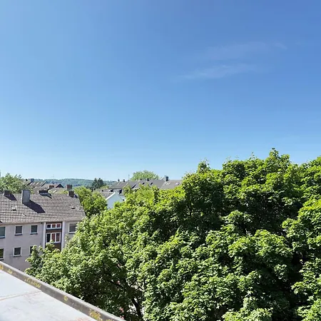 Citynahe Ueber 2 Ebenen Mit 2 Balkonen Fuer 1-6 Personen Wuppertal