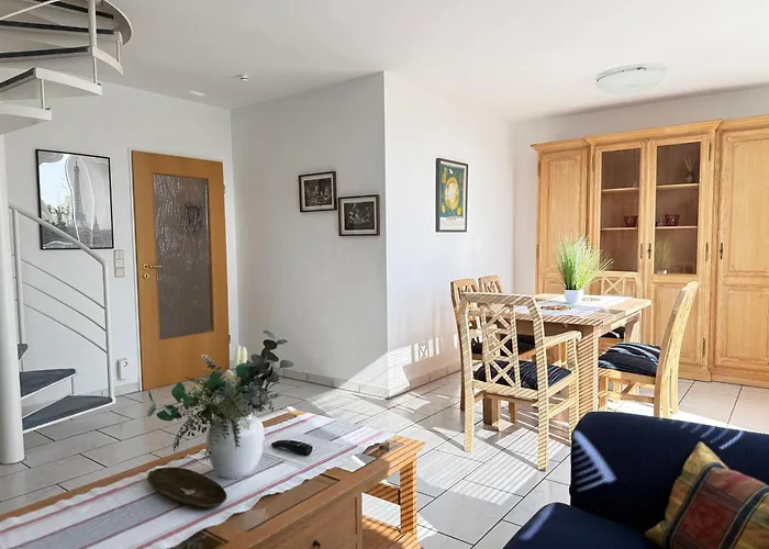 Appartement Citynahe Ueber 2 Ebenen Mit 2 Balkonen Fuer 1-6 Personen